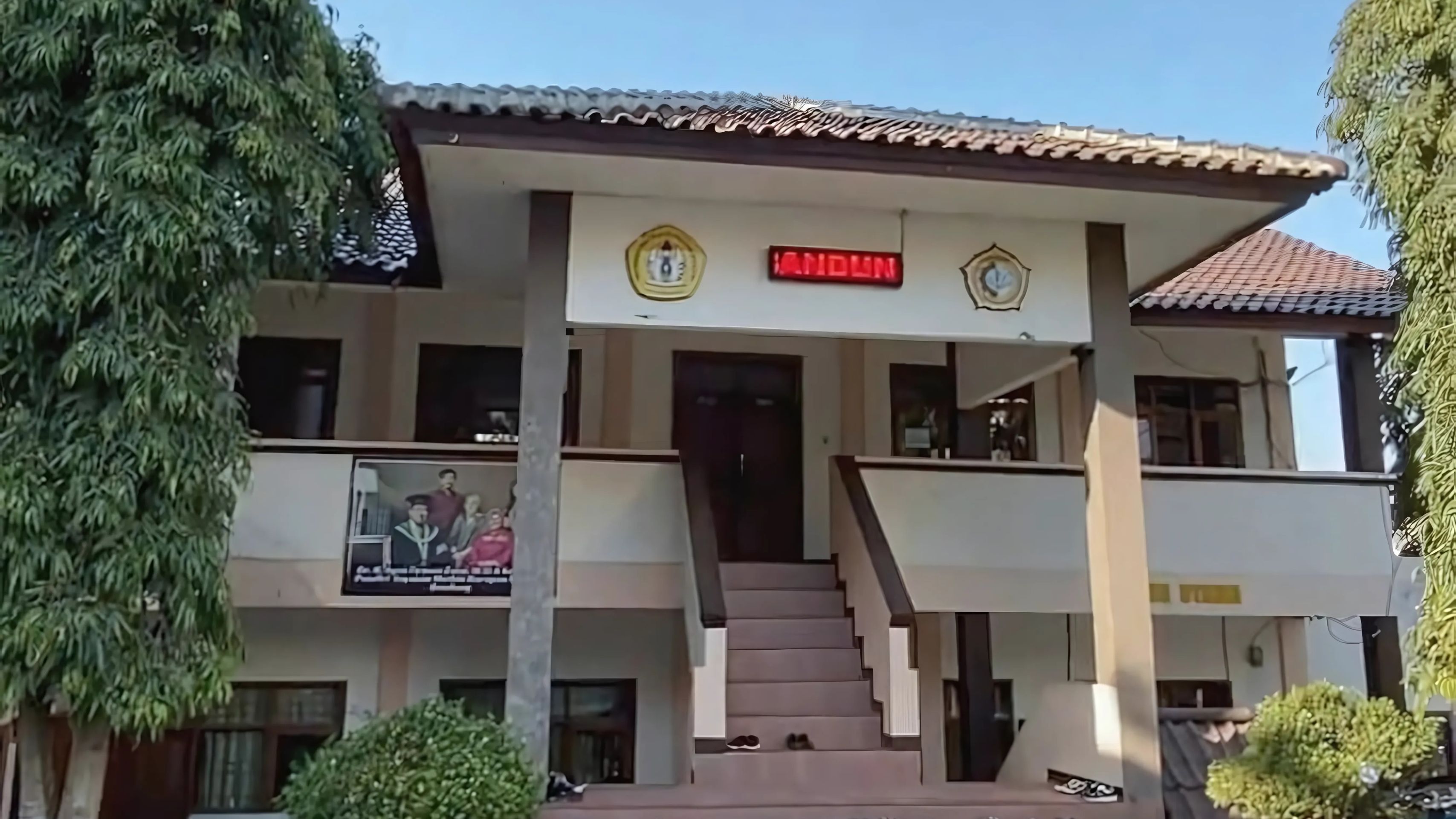 SMK MUTHIA HARAPAN CICALENGKA
